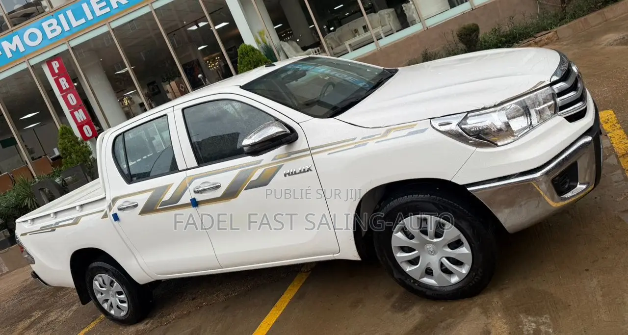 Toyota Hilux 2025 Blanc