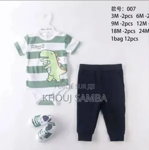 Photo - Ensemble 3 Pièces Avec Chaussures