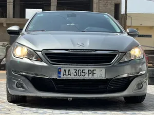 Photo - Peugeot 308 2016