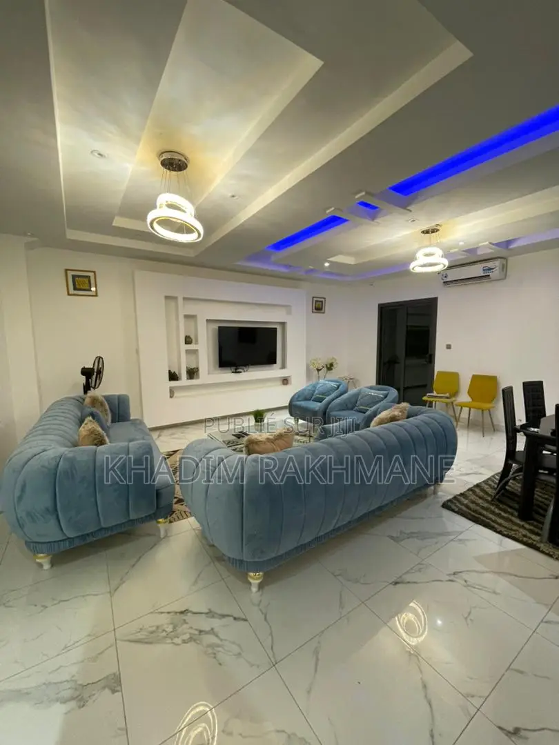 Furnished 2chbre Appartement dans Luxury Appartemen, Ngor à Louer
