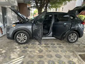 Hyundai Tucson 2017 Gris