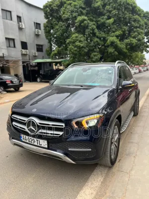 Photo - Mercedes-Benz GLE-Class 2020 Black