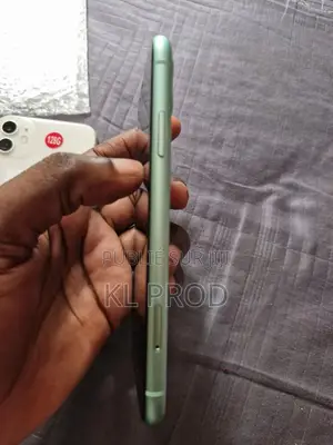 New Apple iPhone 11 64 GB