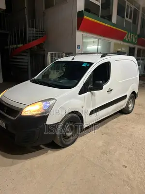 Peugeot Partenaire 2016 Blanc