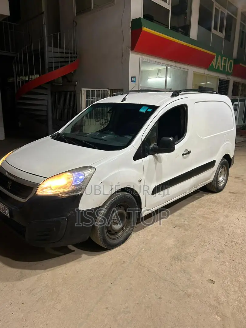 Peugeot Partenaire 2016 Blanc