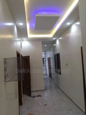 3chbre Appartement dans Ouest Foire, Yoff à Louer