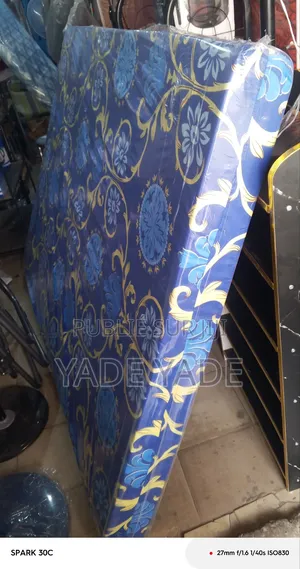 Photo - Matelas 2place Livraison Possible Partouts