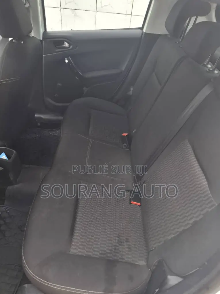 Peugeot 208 2017 Blanc