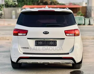 Kia Carnival 2018 Blanc