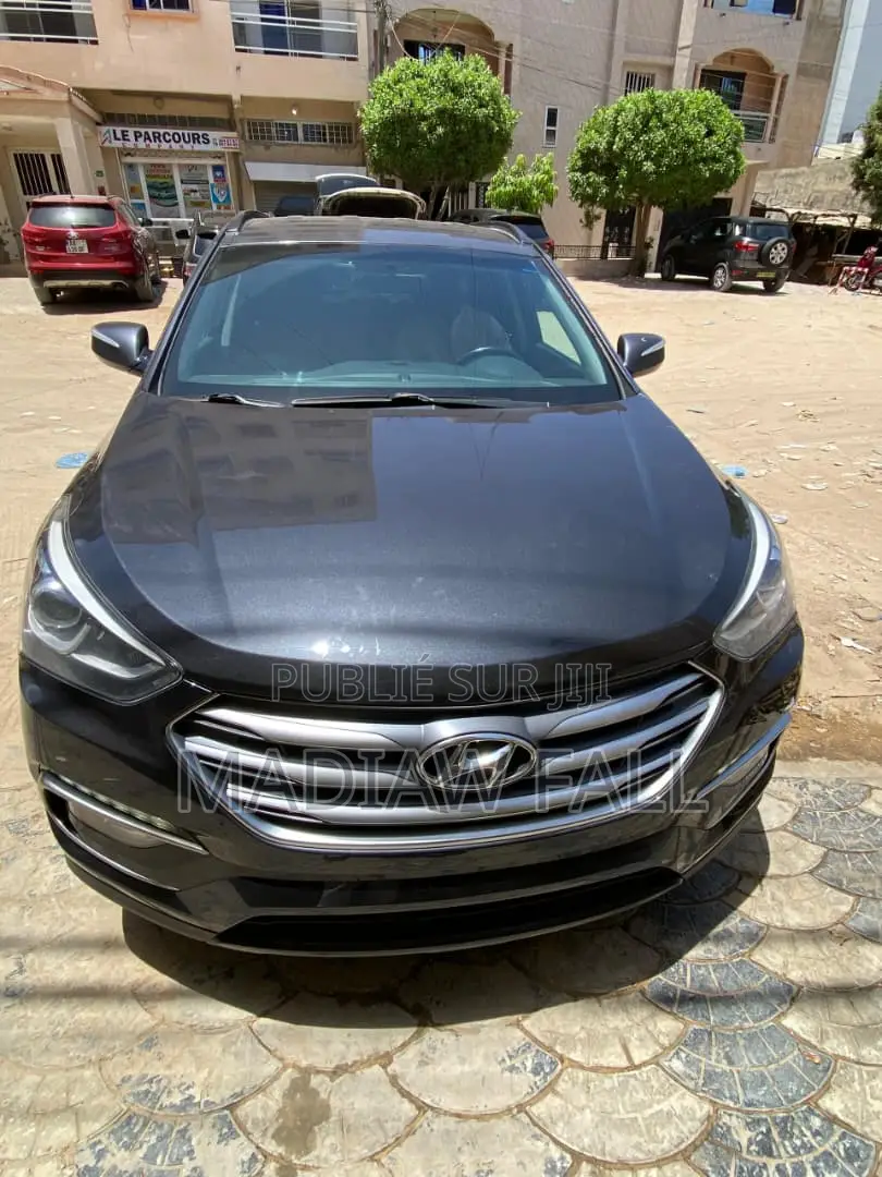 Hyundai Santa Fe 2017 Black