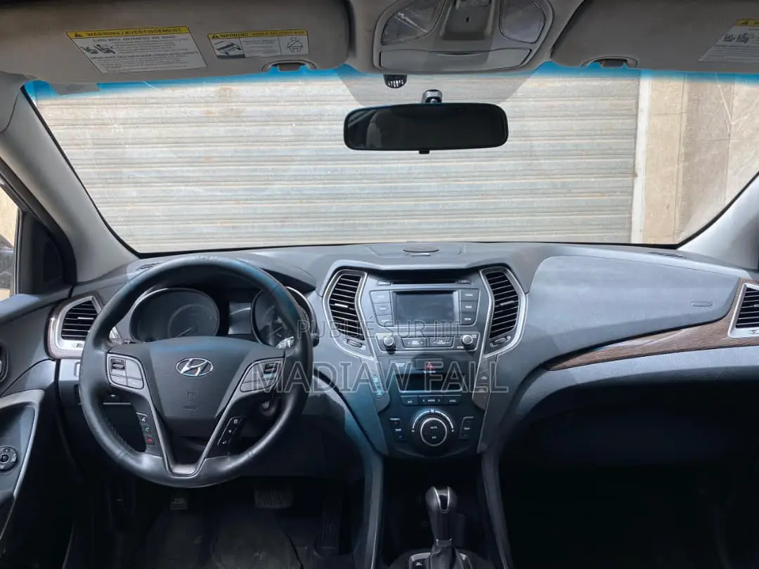 Hyundai Santa Fe 2017 Black