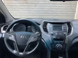 Hyundai Santa Fe 2017 Black