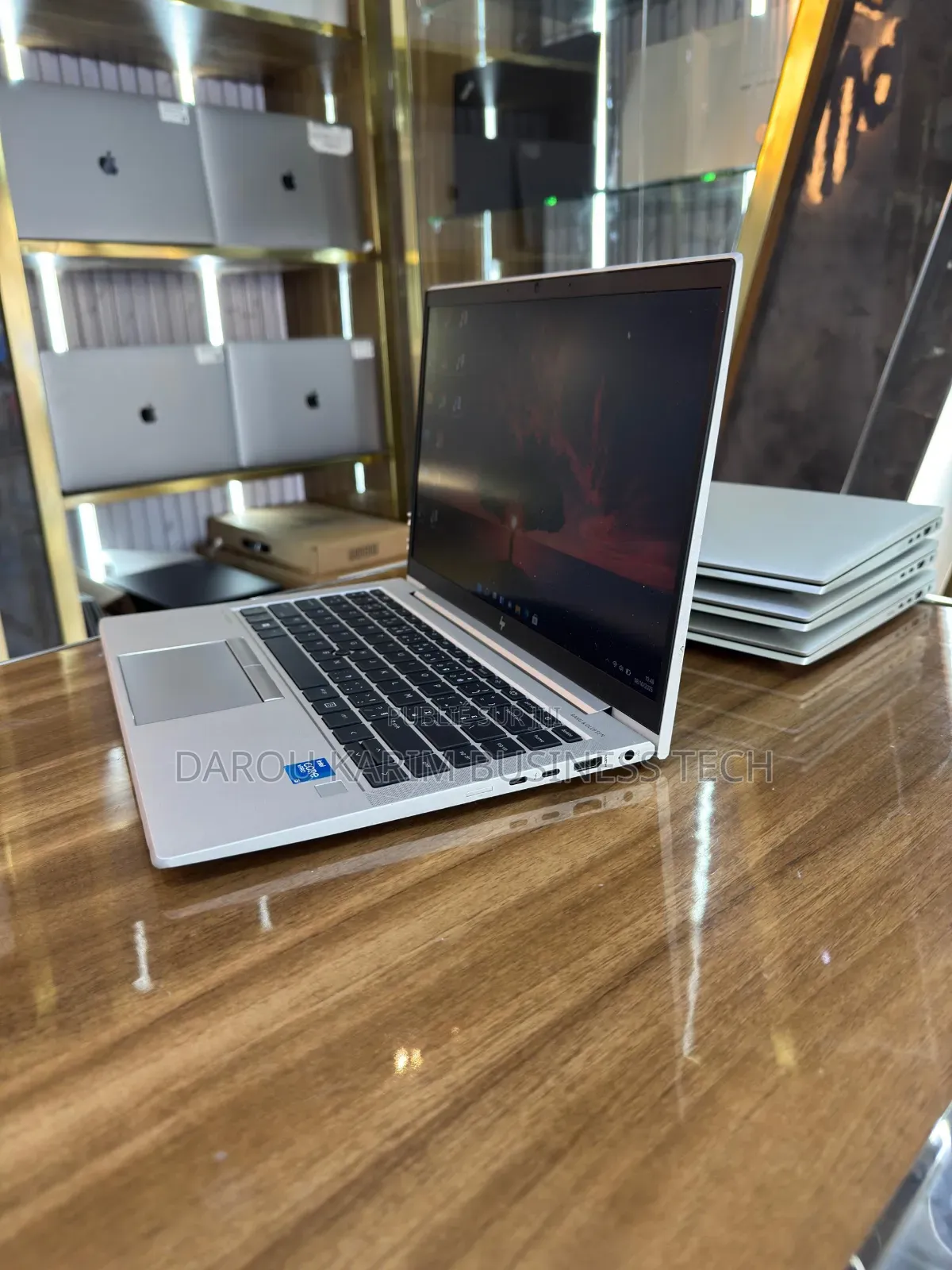 New HP EliteBook 840 G8 16GB Intel Core I5 SSD 512GB