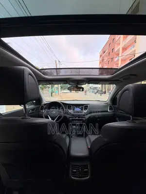 Photo - Hyundai Tucson Limited AWD 2017 Blanc