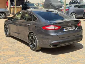 Ford Fusion 2016 Gris