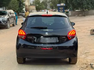 Peugeot 208 2016 Black