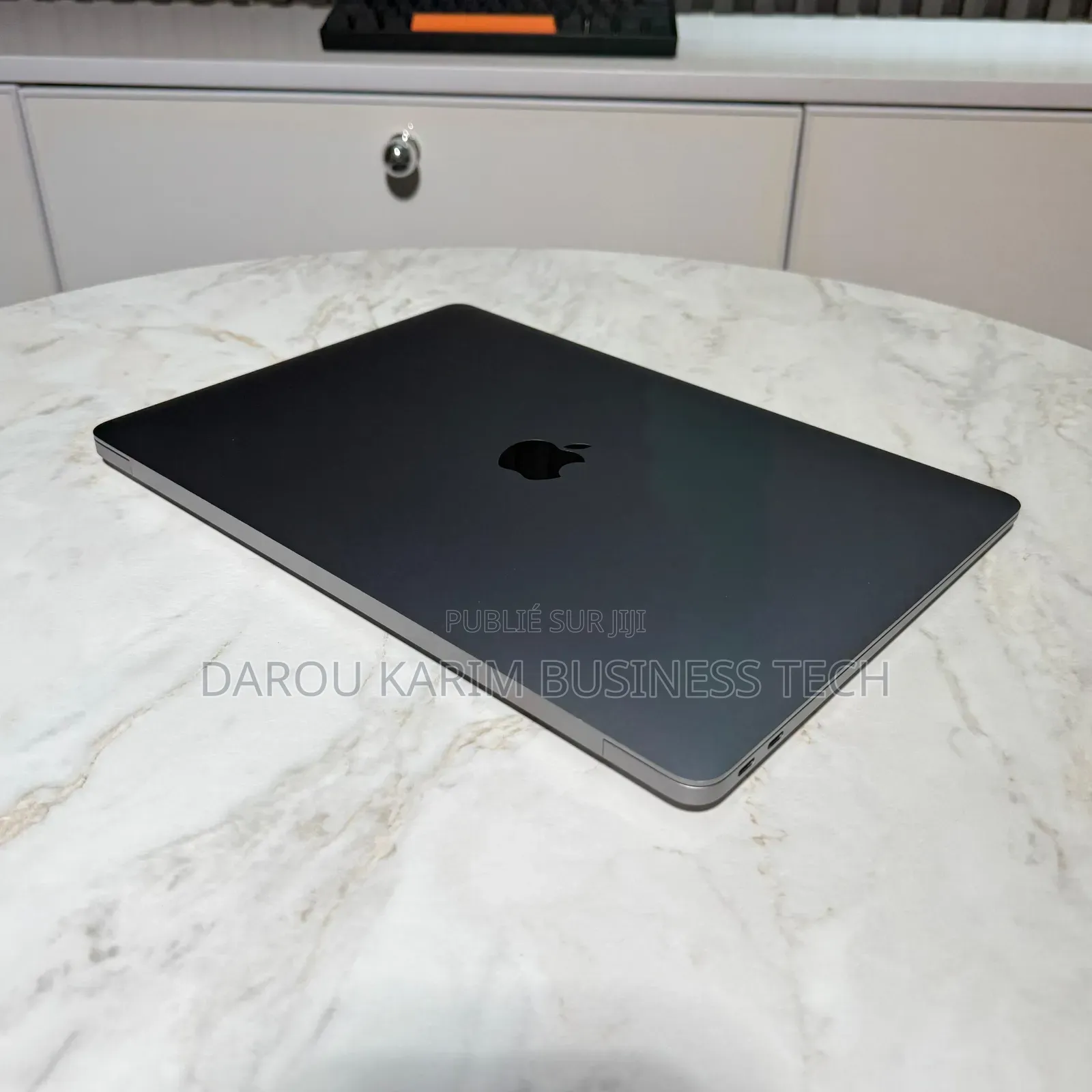 New Apple MacBook Air 2020 M1 8GB Apple M1 SSD 256GB