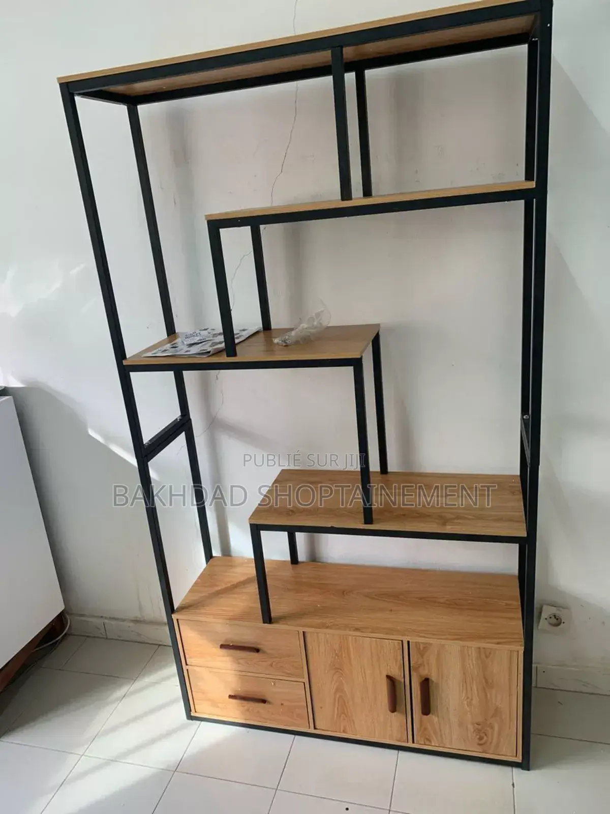 Bibliothèque De Rangement en Bois