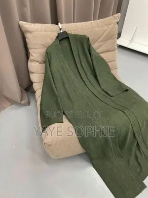 Ensemble Kimonos Et Kimono Très Class Et Élégant