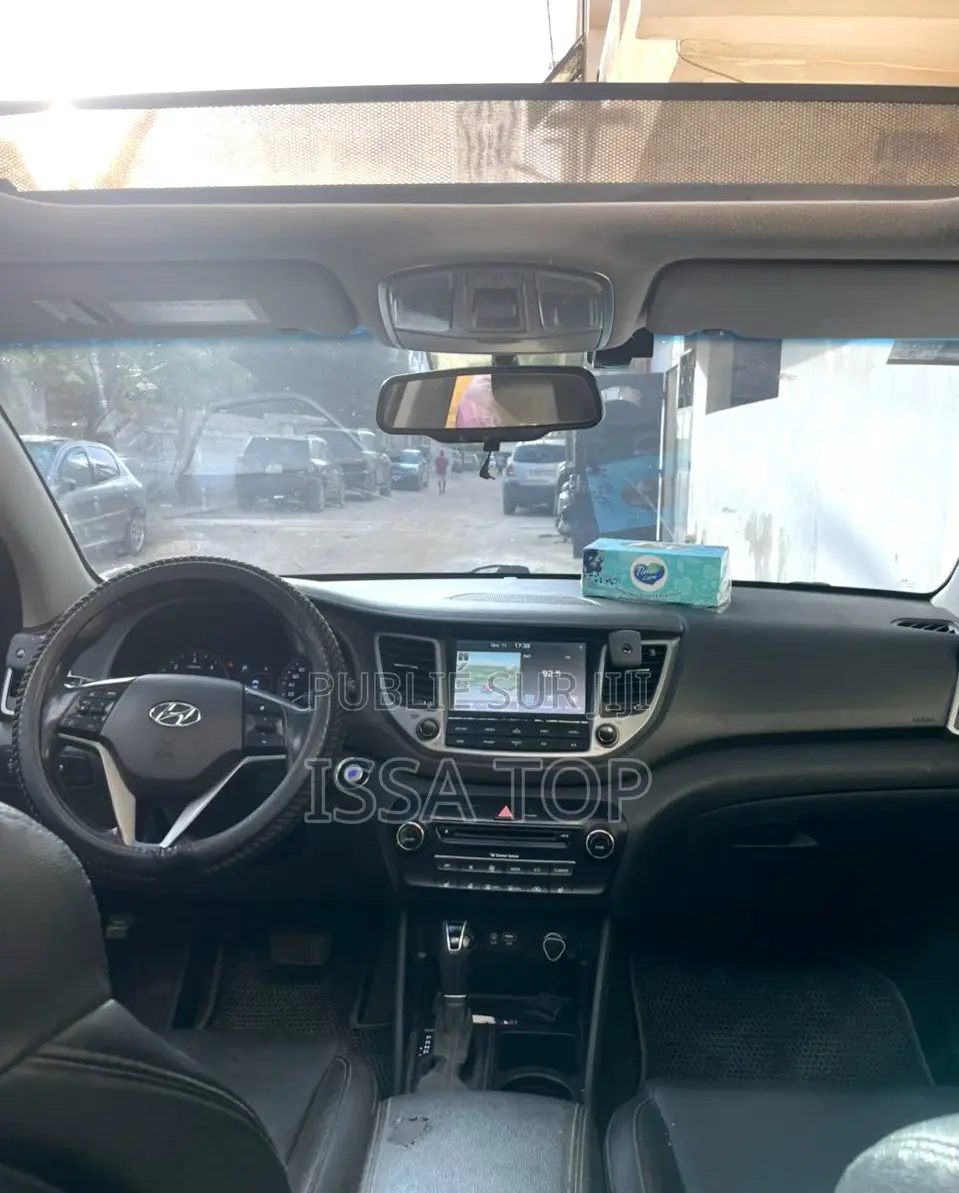 Hyundai Tucson 2016 Black