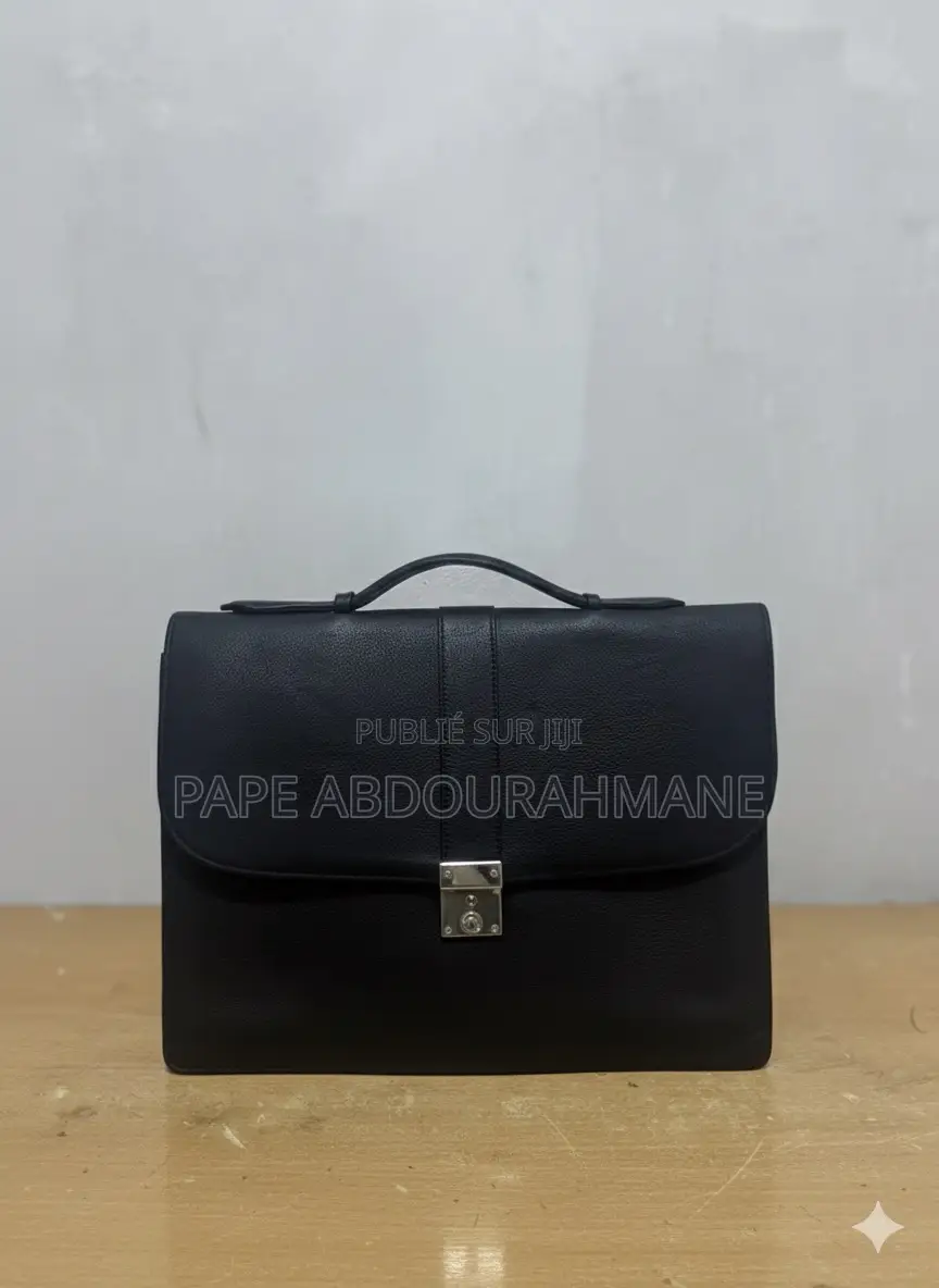 Sac D’Affaires Élite – Cuir Noir Premium