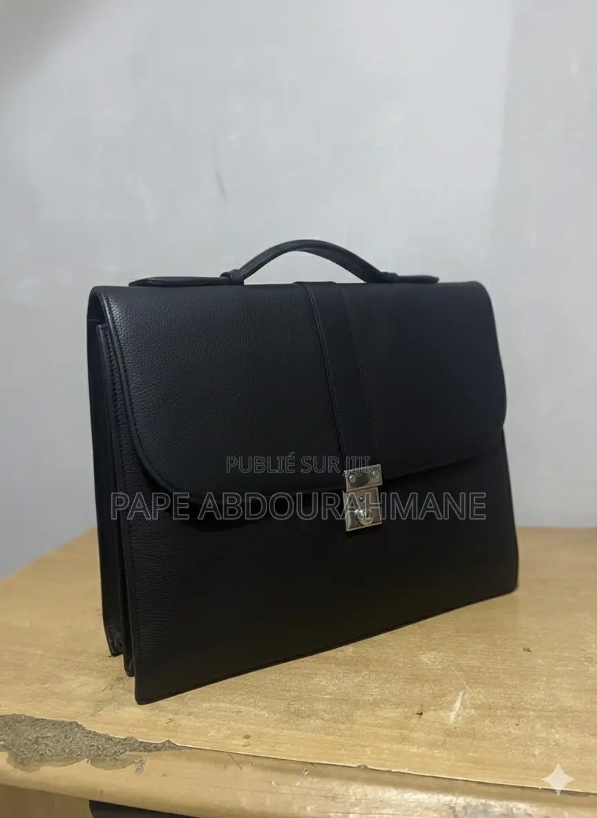 Sac D’Affaires Élite – Cuir Noir Premium