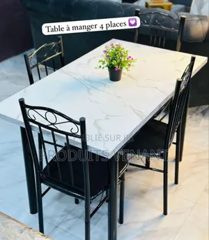 Table À Manger 4 Places