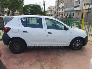 Dacia Sandero 2012 Blanc