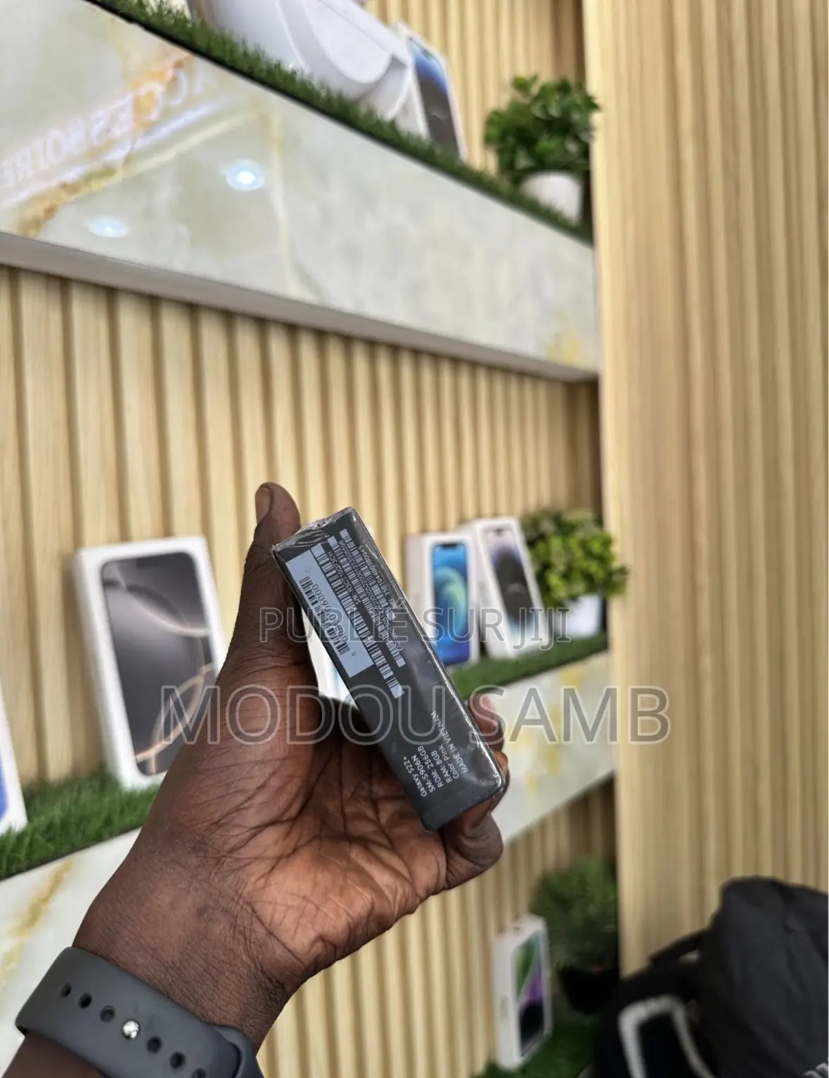 New Samsung Galaxy S22+ 5G 256 GB Black