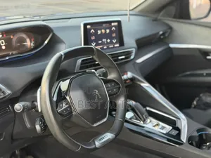 Peugeot 3008 2019 Gris