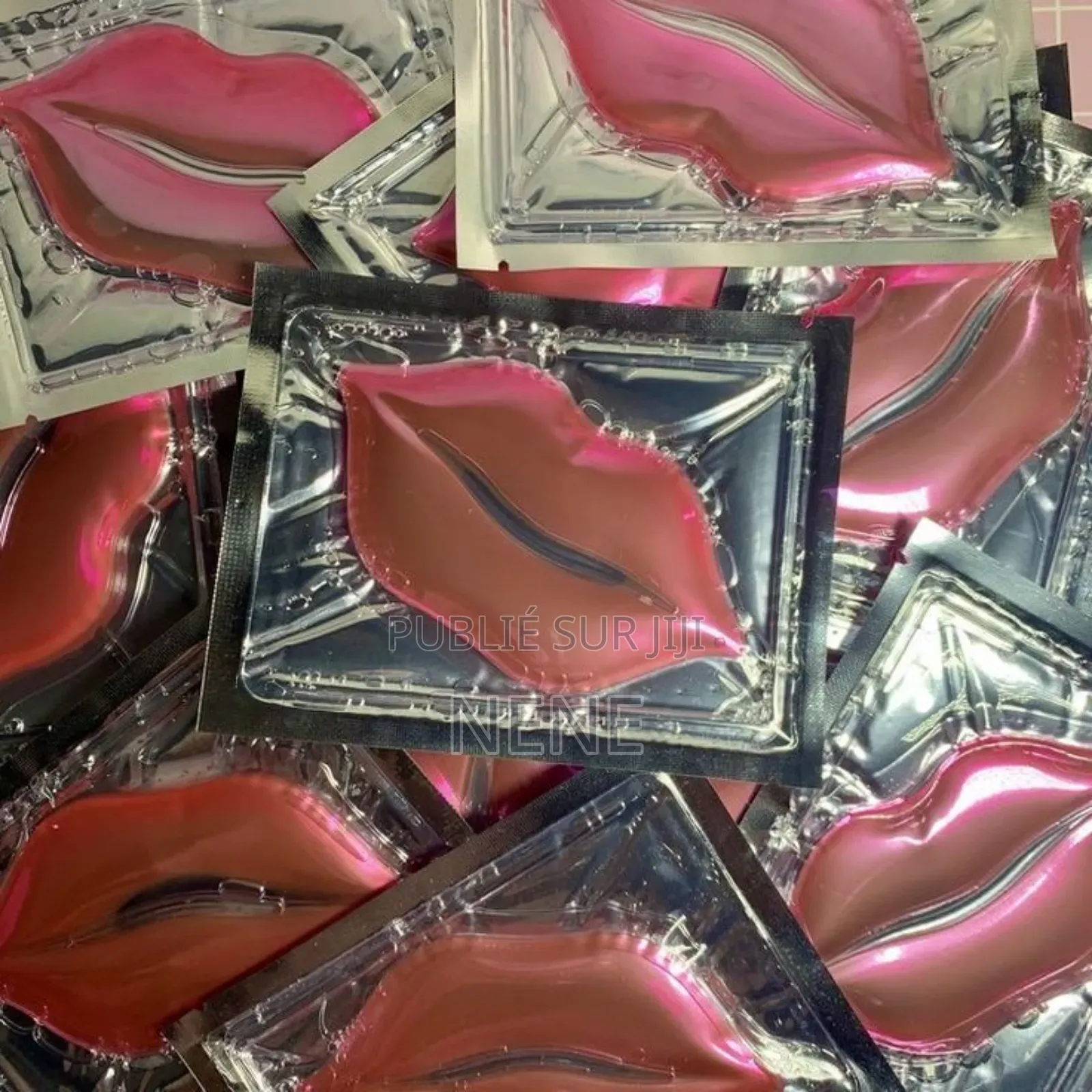 Brosse À Lèvres Et Masque