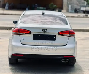 Kia K3000 2018 Gris