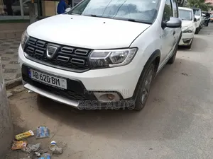 Photo - Dacia Lodgy 2017 Blanc