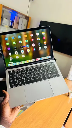 New Apple MacBook Pro 2019 8GB Intel Core I5 SSD 128GB