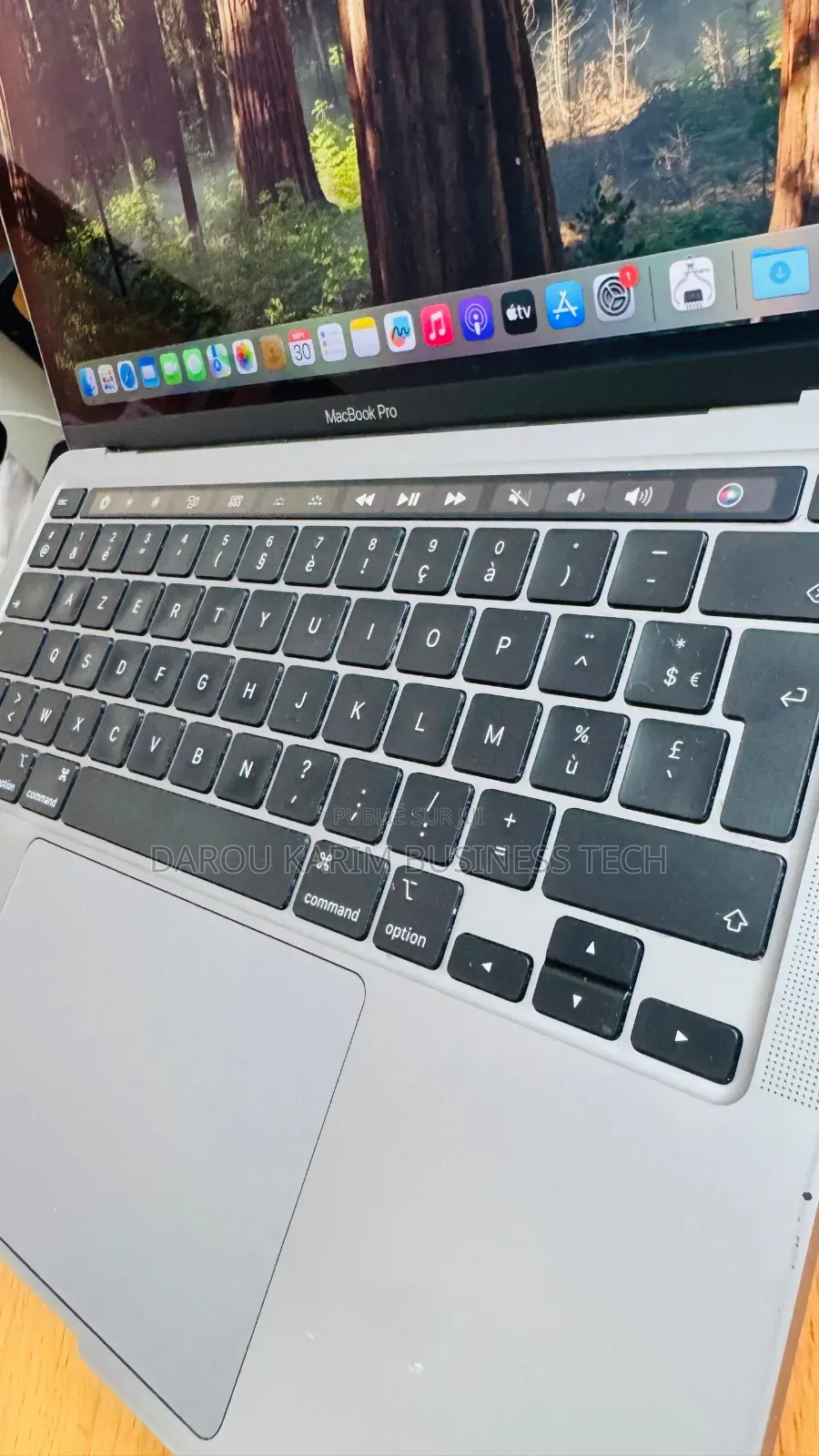 New Apple MacBook Pro 2020 8GB Intel Core I5 SSD 256GB