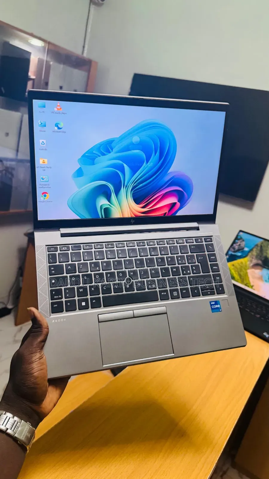 New HP ZBook Firefly 14 G7 32GB Intel Core I7 SSD 512GB