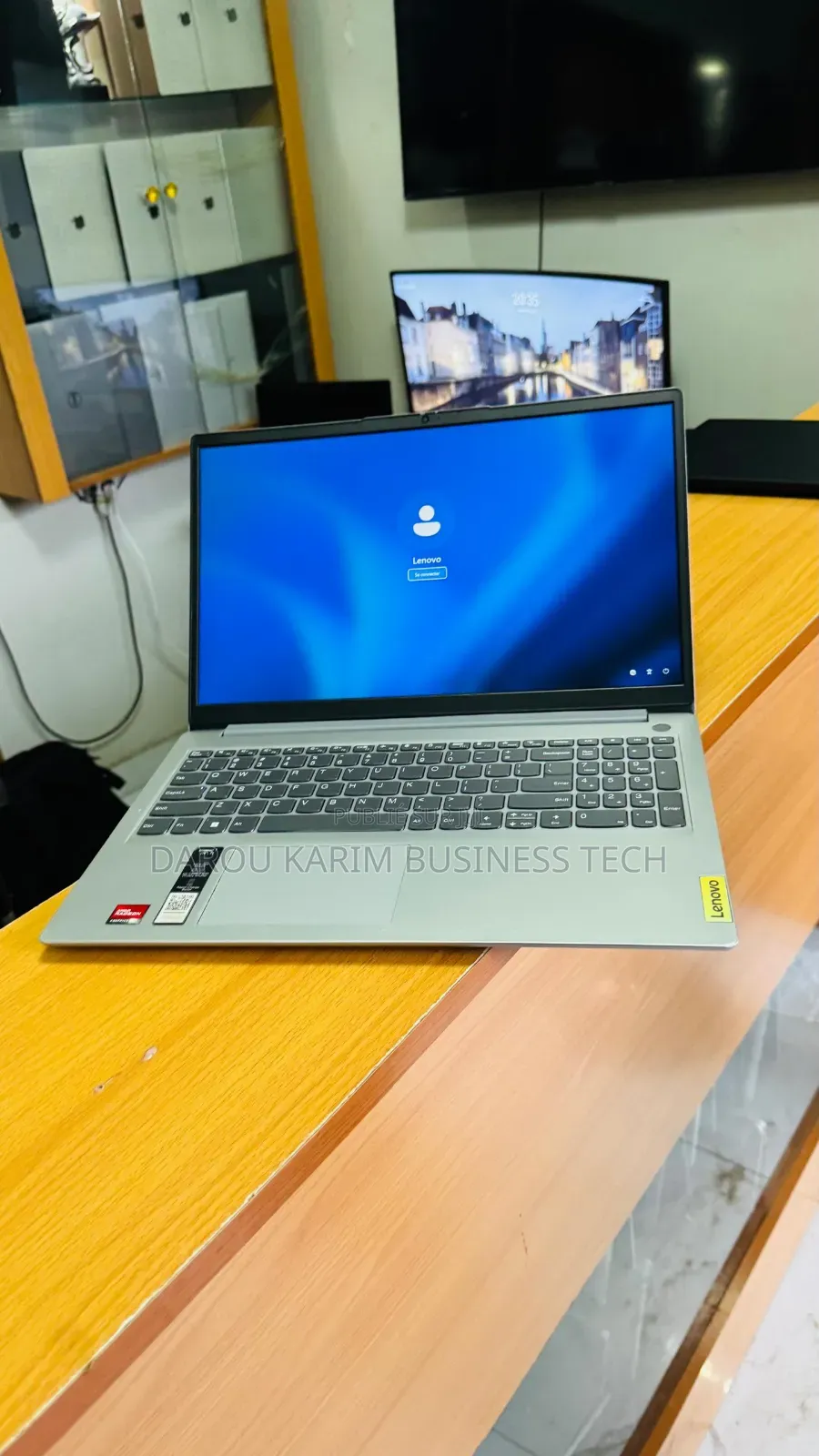 New Ordinateur Portable Lenovo IdeaPad 1 12GB AMD Ryzen 7 SSD 512GB