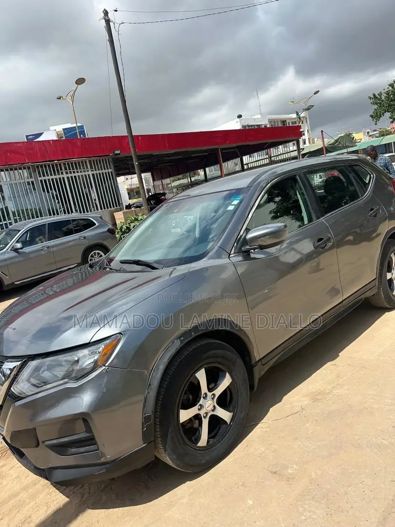 Nissan Rogue 2017 Gris