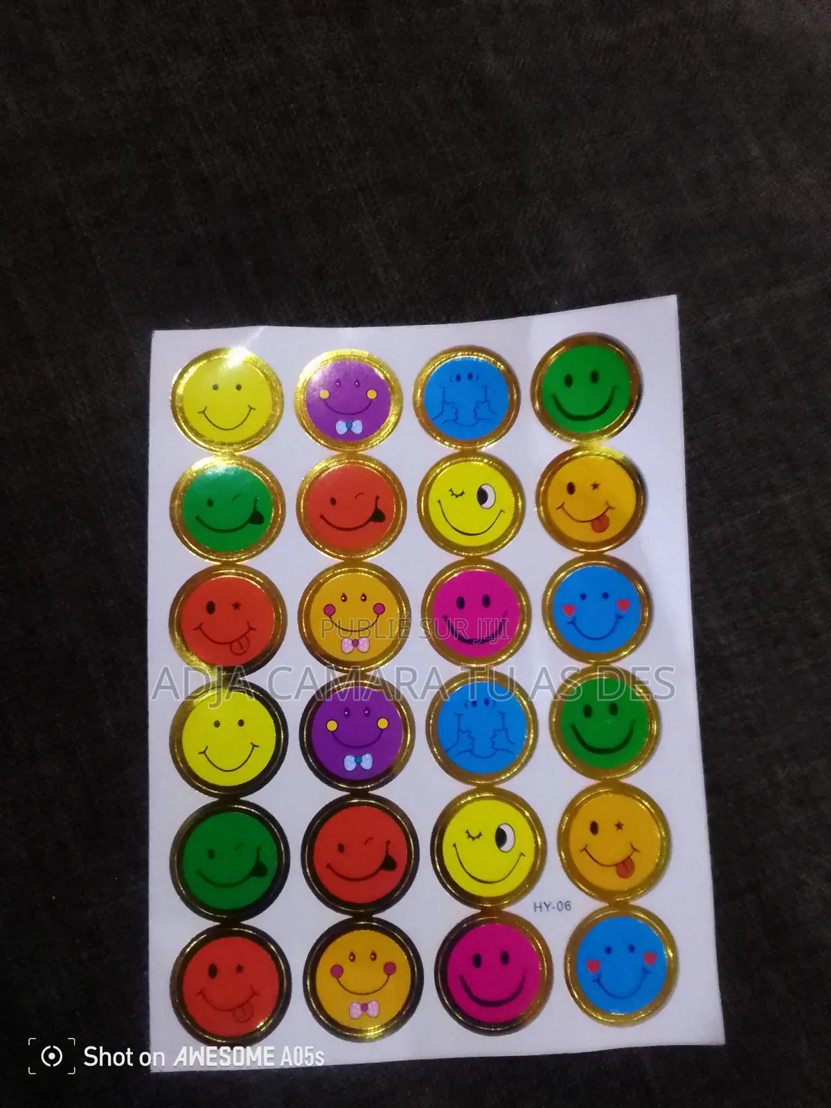 Je Vends Des Glocse Et Des Autocollants