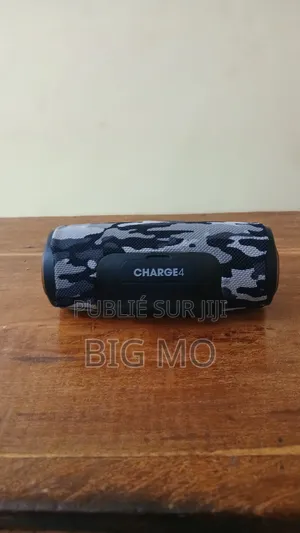 JBL Charge 4