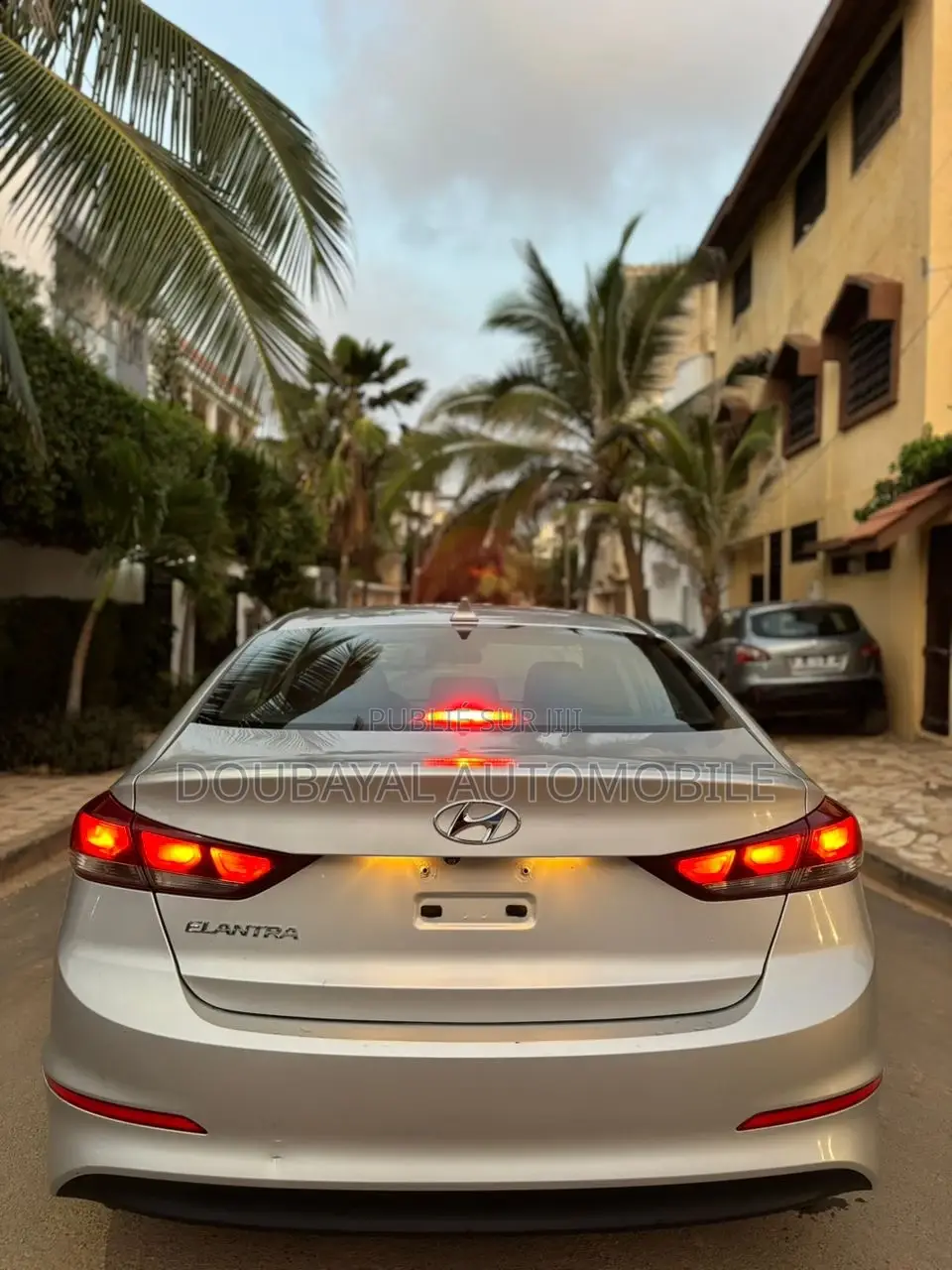 Hyundai Elantra 2017 Gris