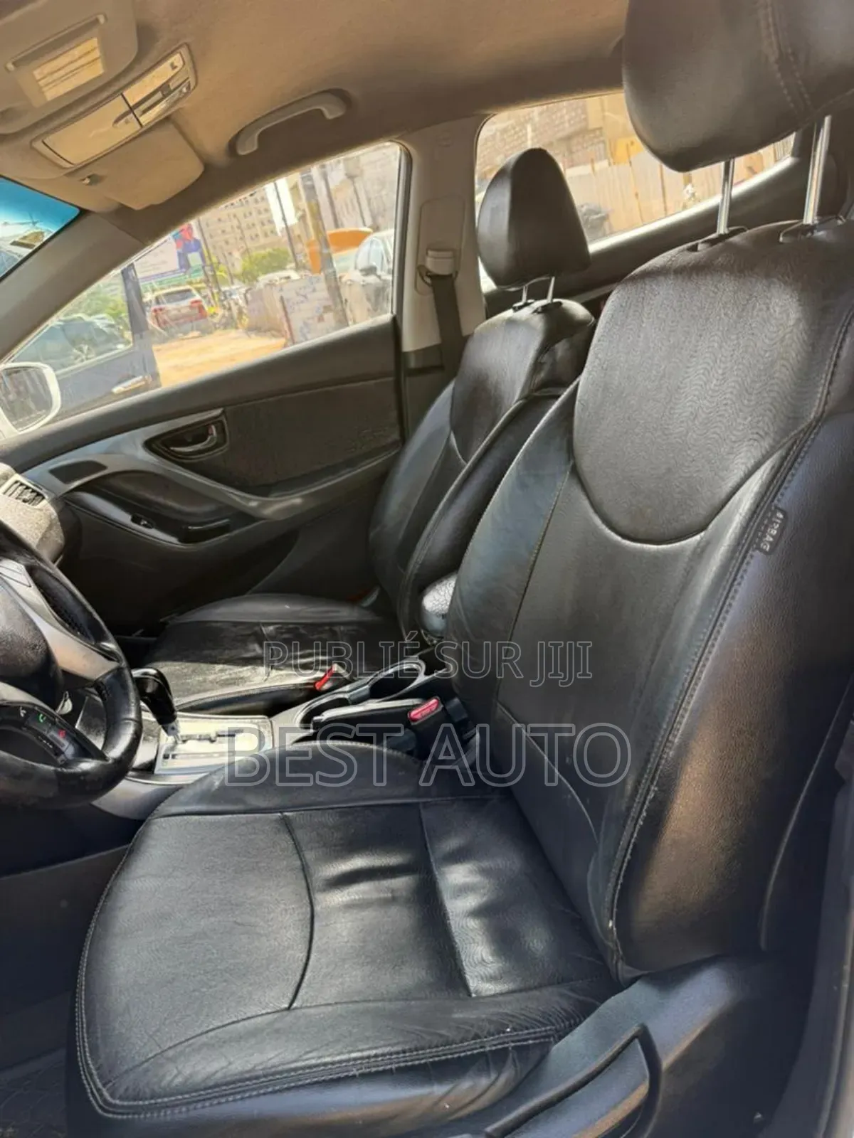 Hyundai Avante 2012 Blanc