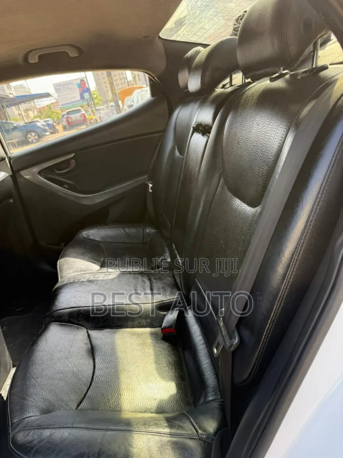 Hyundai Avante 2012 Blanc