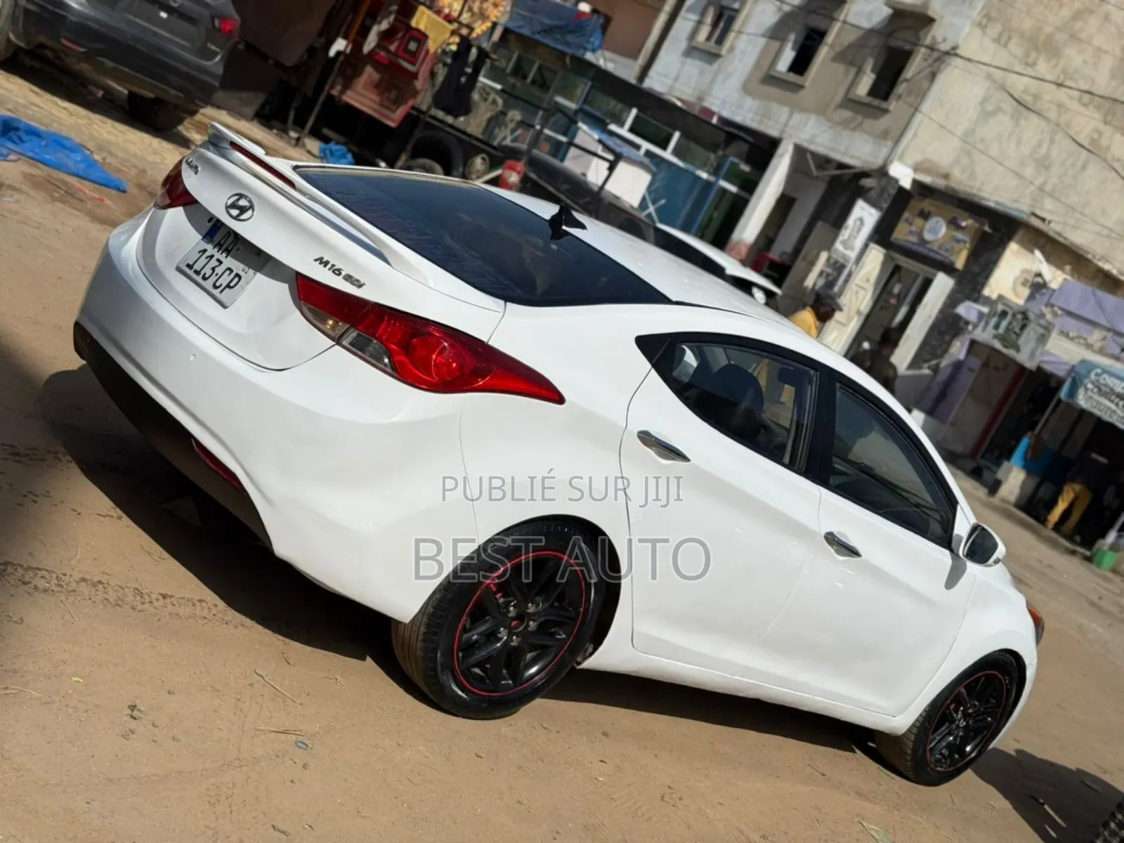 Hyundai Avante 2012 Blanc