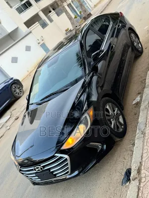 Hyundai Elantra 2018 Black