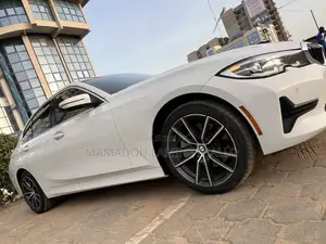 BMW 330i 2020 Blanc