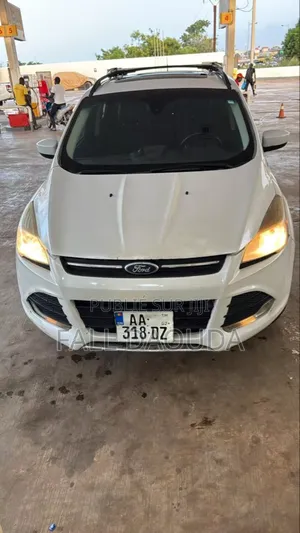 Photo - Ford Escape 2013 Blanc