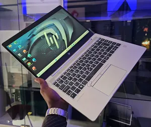 Photo - Ordinateur Portable HP EliteBook 745 16GB Intel Core I5 SSD 256GB