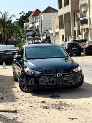 Photo - Hyundai Elantra 2017 Black