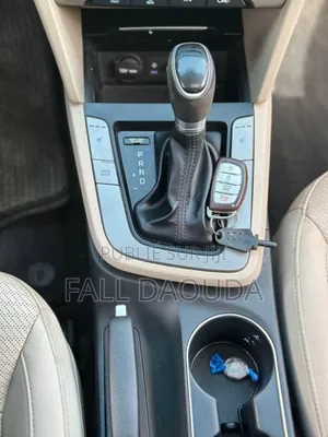 Hyundai Elantra 2017 Black